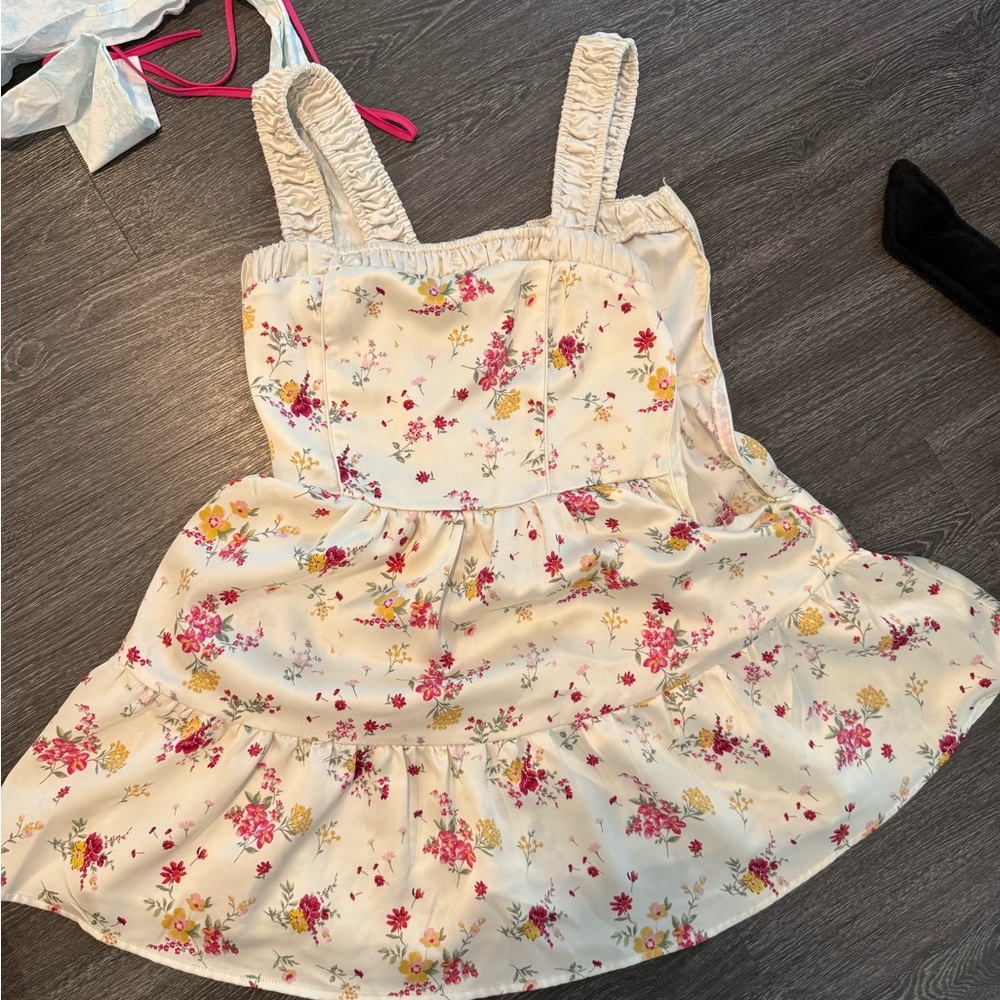 Forever 21 Cream and Pink Floral Mini Dress